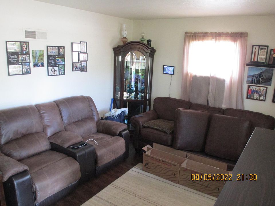 2nd image of 2412 11th Ave