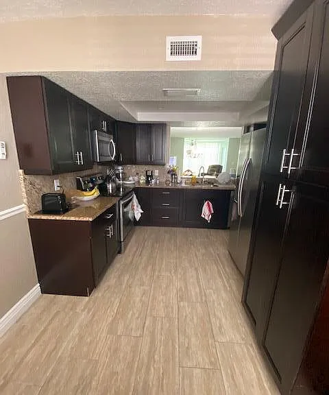 10 Willowbrook Ln #105 — Photo 6