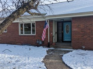 3100 McClure Ln, White Oak, PA
