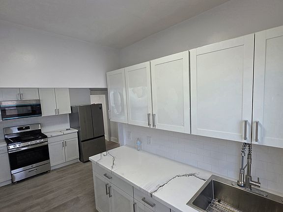 2nd image of 267 New York Ave