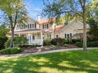 1029 Tarrant Dr, Fontana, WI 53125