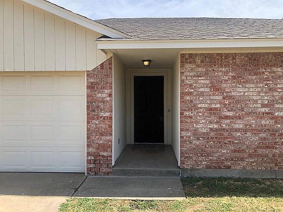 2nd image of 612 NW 21st St