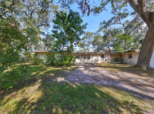 206 37th Street Ct E, Palmetto, FL 34221