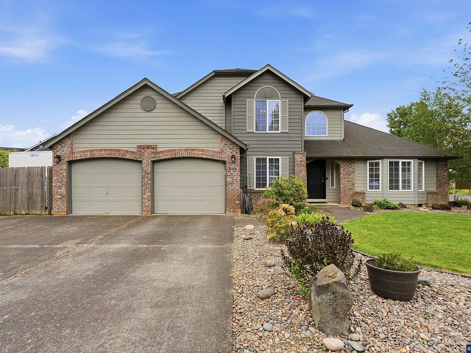 1st image of 624 Fall Creek Dr N