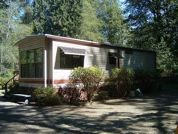 2nd image of 22421 137th St NE