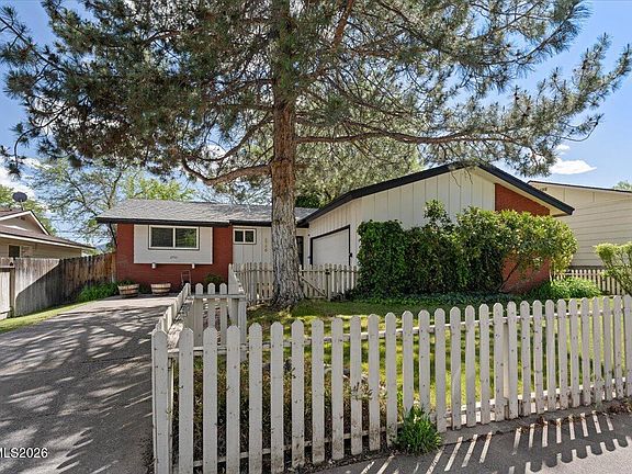2nd image of 2750 Gellert Dr