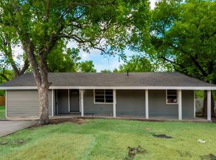 202 E Marsalis St, Celeste, TX 75423