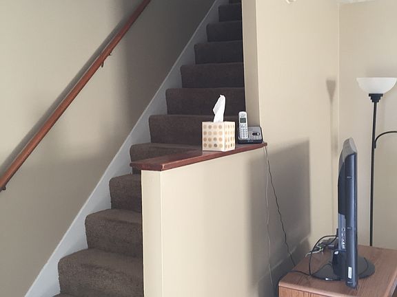 3rd image of 623 Taylor Ave