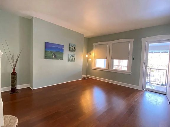 3rd image of 5556 Bartlett St