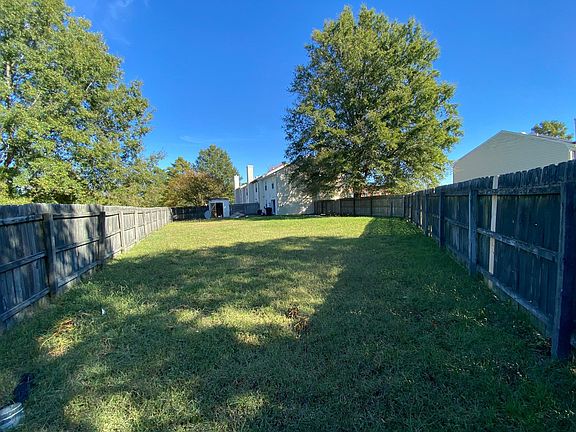 2nd image of 1301 Mikie Ct