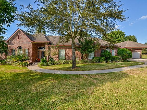 3rd image of 15818 Morley Dr