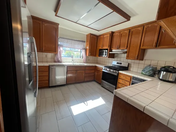 5134 Solola Ave, San Diego, CA 92114