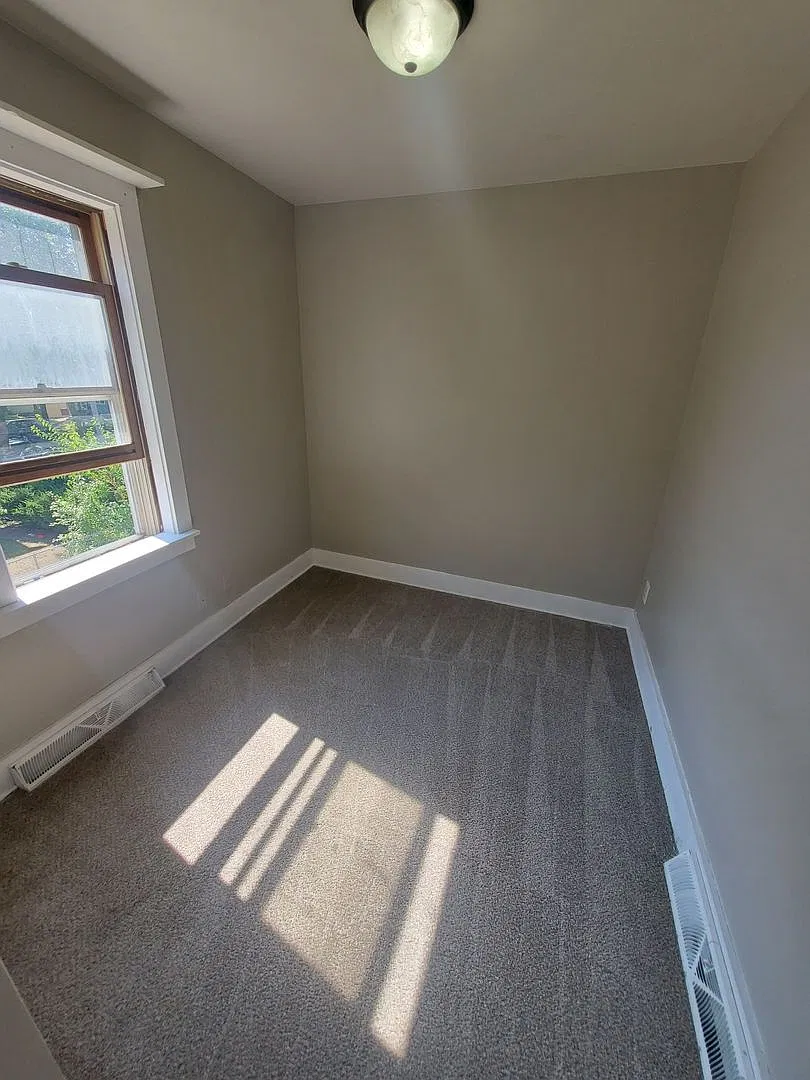 238 N 36th St - 3529 W Mt Vernon Ave (Duplex) — Photo 3