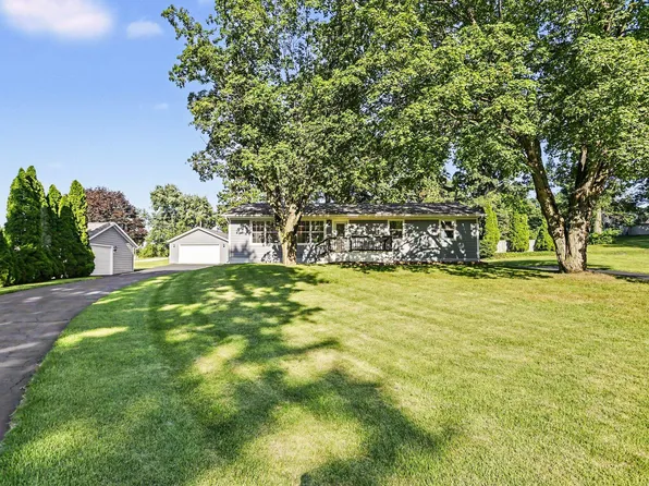 6571 W Johnson Rd, La Porte, IN 46350