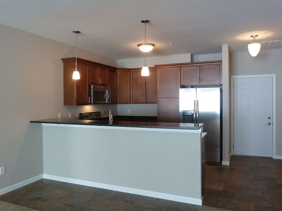 1st image of 813 N 1st Ave