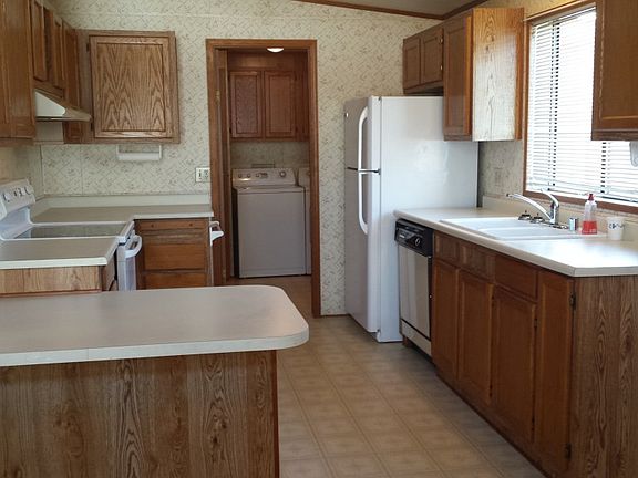 3rd image of 9712 12th Avenue Ct E