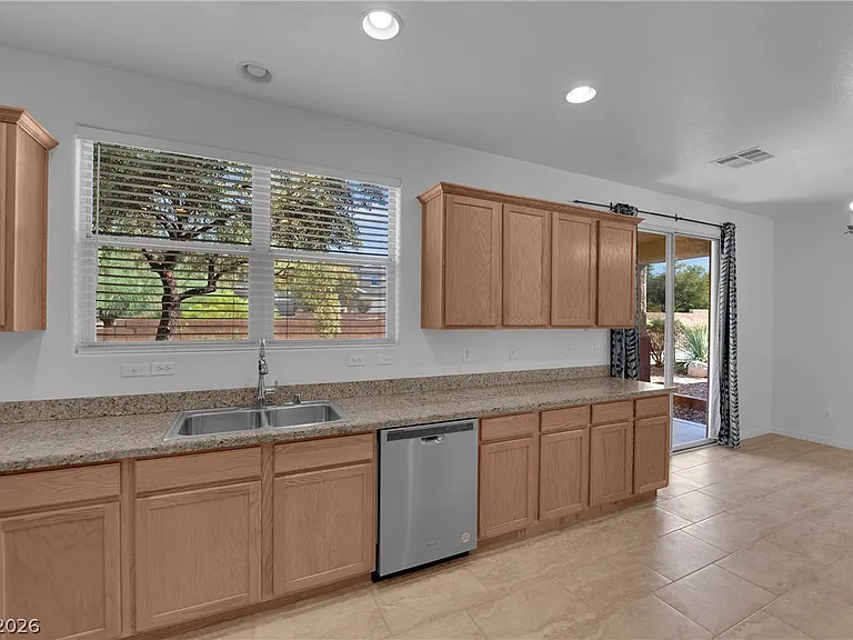 8779 Salvestrin Point Ave — Photo 11