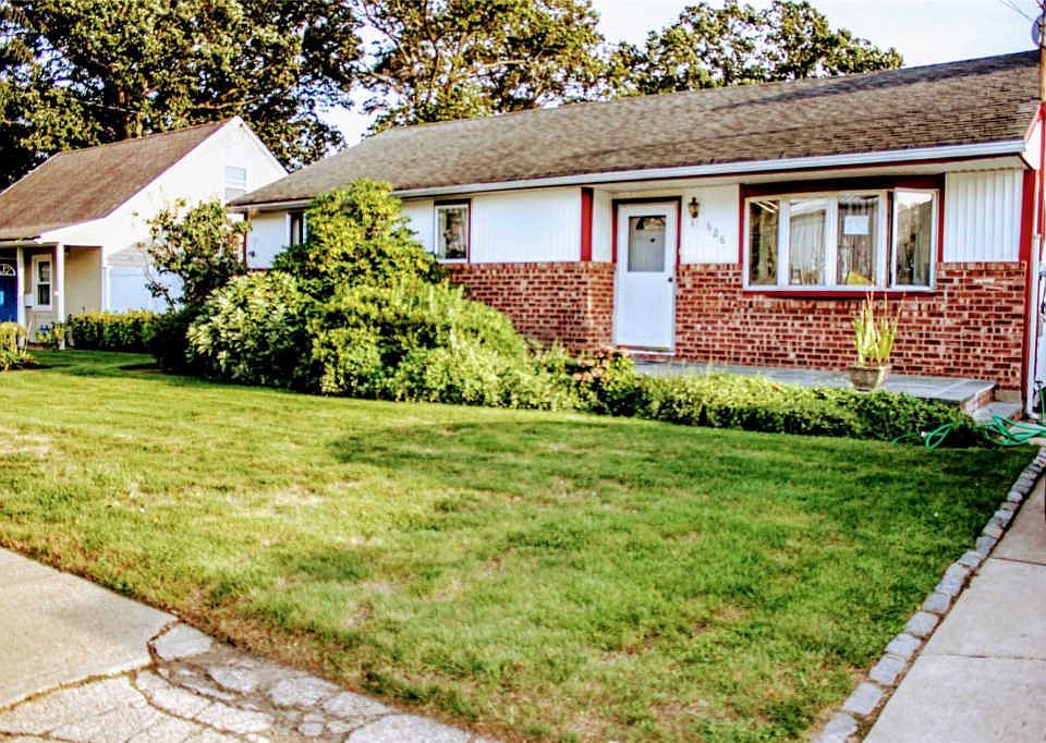 1st image of 626 Eagle Ave #W