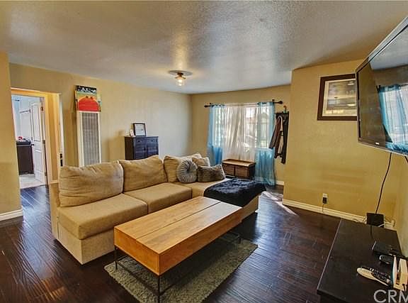 5th image of 11812 Summer Ave
