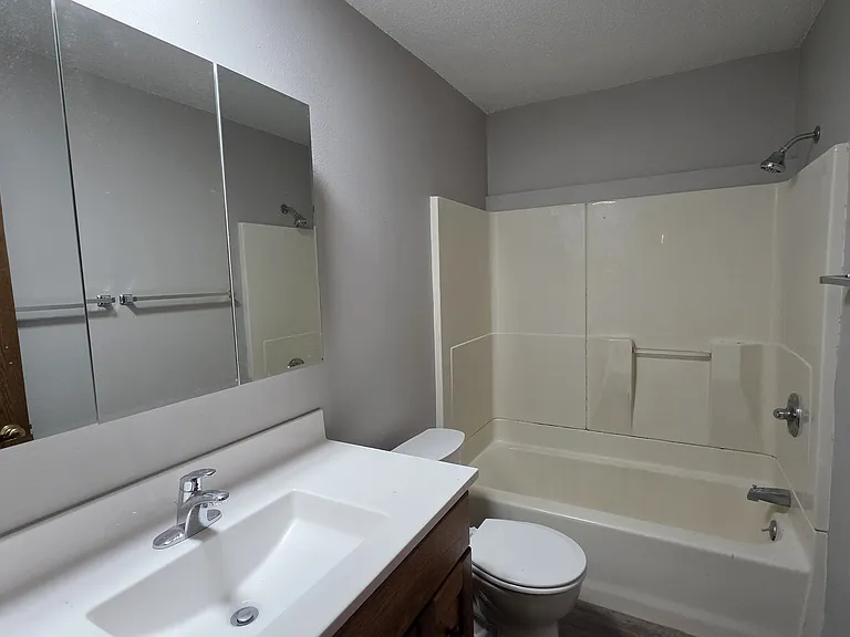 1505 Orchard Dr — Photo 10