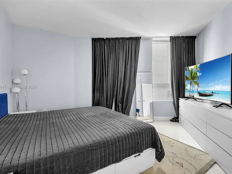 1900 N Bayshore Dr #3610 — Photo 17