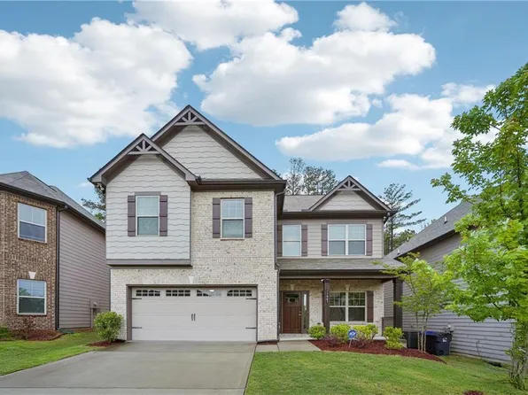 1867 Castleberry Ln, Buford, GA 30518