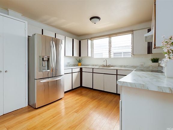 3rd image of 94-101 Hulahe St