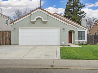 8853 Lemas Rd, Sacramento, CA 95828