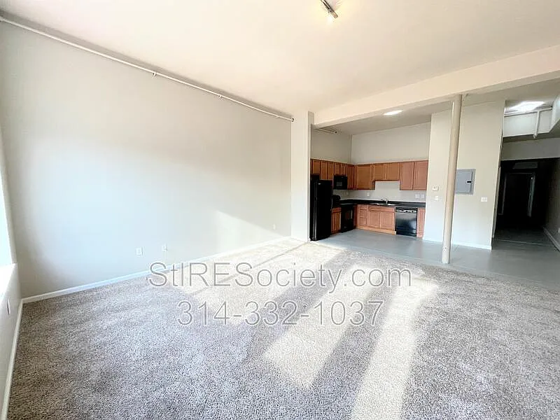2 bed, 1.0 bath, 1075 sqft, $950 — Photo 3