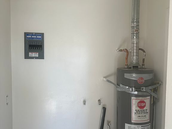 5th image of 3518 Los Flores Blvd #3520