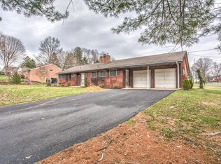 1801 Westfield Rd, Harrisburg, PA 17112