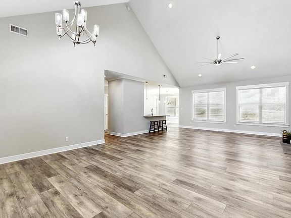 5th image of 12906 Siena Ln