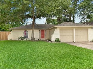 15807 Whipple Tree Dr, Houston, TX 77070