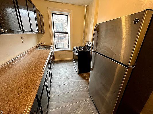 3rd image of 4996 Broadway APT 3I