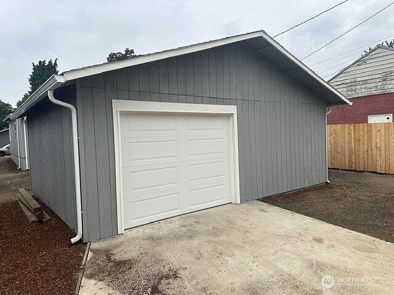 3rd image of 264 19th Avenue