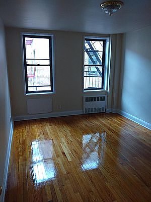 2nd image of 42-43 Ithaca St #5