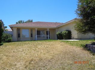 822 Mallory Ct, Taft, CA 93268