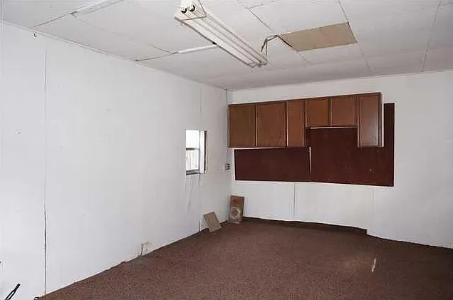 532 S Richmond St — Photo 3