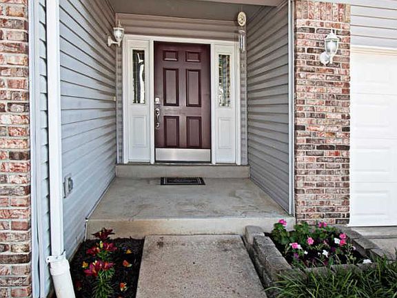 3rd image of 224 Crescent Valley Ct