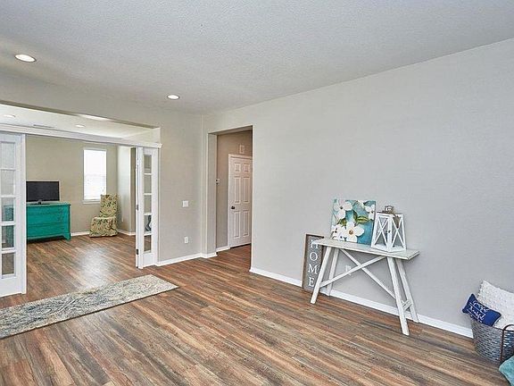 5th image of 12742 Trent Pl