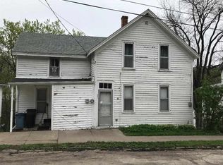 331 Diagonal St, Lansing, IA 52151