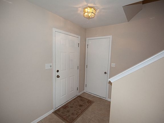 2nd image of 2186 Kathleen Cir