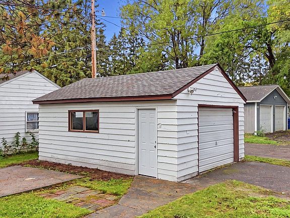 2nd image of 3813 3rd Ave W
