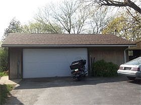 3 car garage