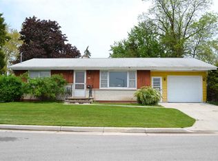 313 High St, Wrightstown, WI 54180