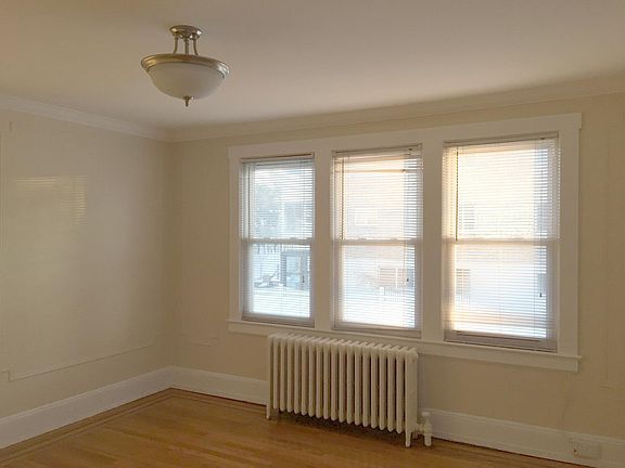 5th image of 186 Seminary Ave APT 3