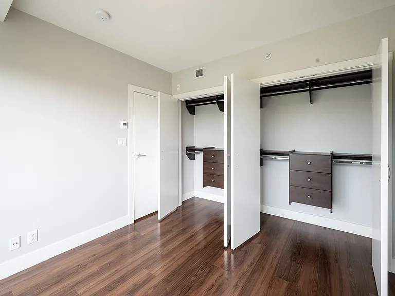 2525 Carnarvon St #312 — Photo 6