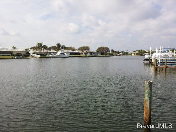 3rd image of 325 Banana River Blvd #507