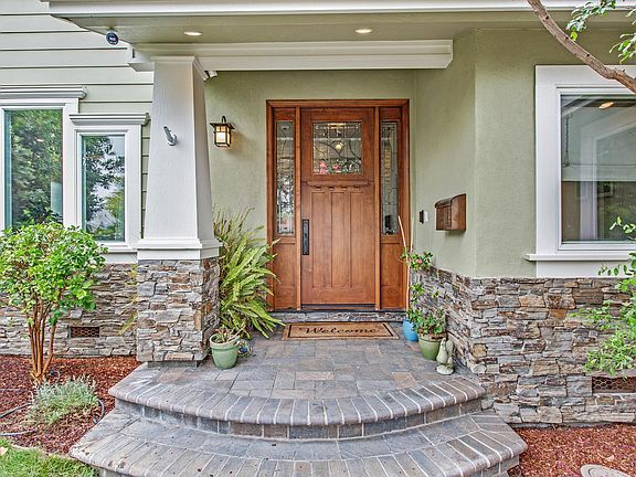 4th image of 1041 Andrea Dr