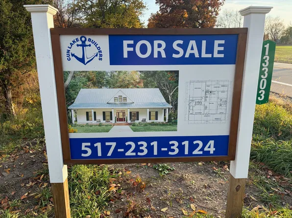 13303 S M43 Hwy, Delton, MI 49046